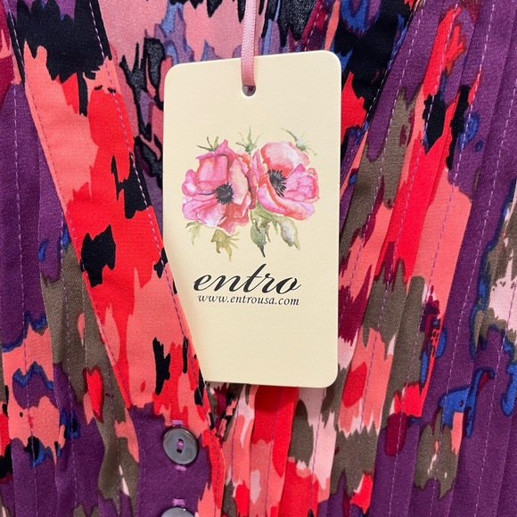 NWT Entro Pintuck Printed v-neck ruffle sleeve top women M blouse - Picture 11 of 13